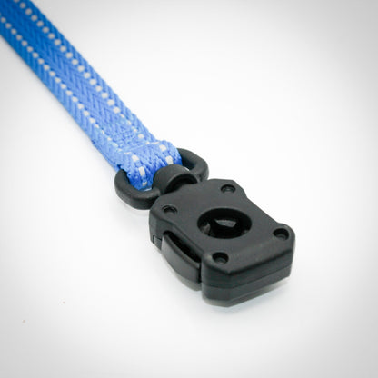 Cobalt Blue Slim leash — buckle, top view