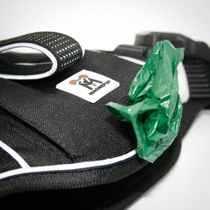 Built-in waste bag dispenser on the Onyx Black harness